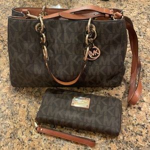 Michael kors handbag with wallet